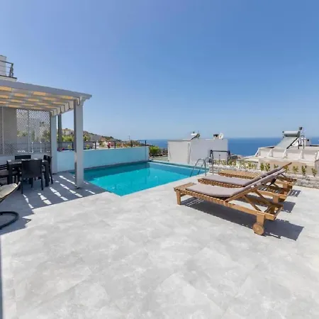 3 Bedroom-Sea View Villa With Private Pool,Bbq-Yalikavak-Bodrum בודרום